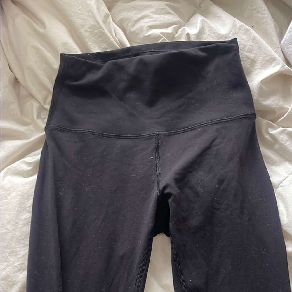 Lululemon Black 25” Wunder Train Leggings Size 4